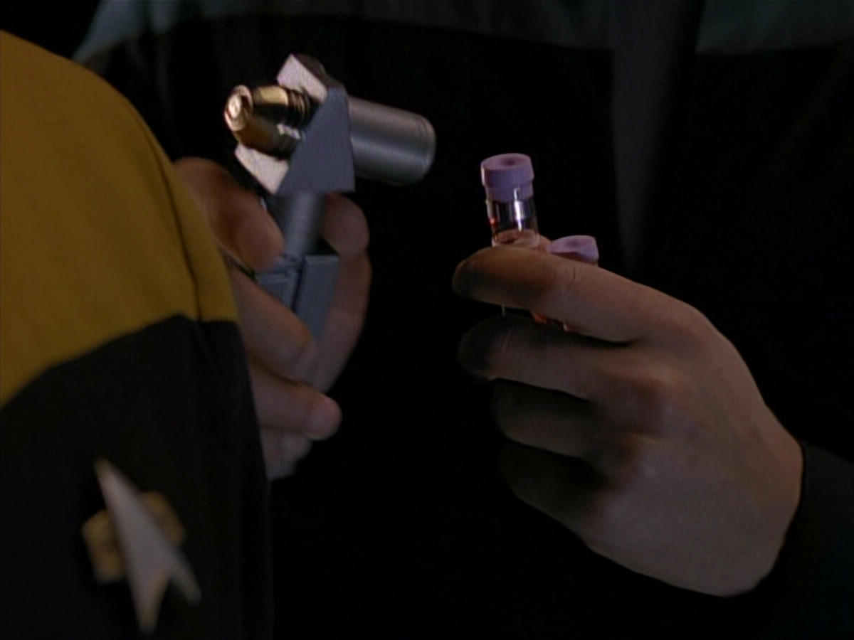 extant_StarTrek_DS9_3x26-TheAdversary_02918.jpg