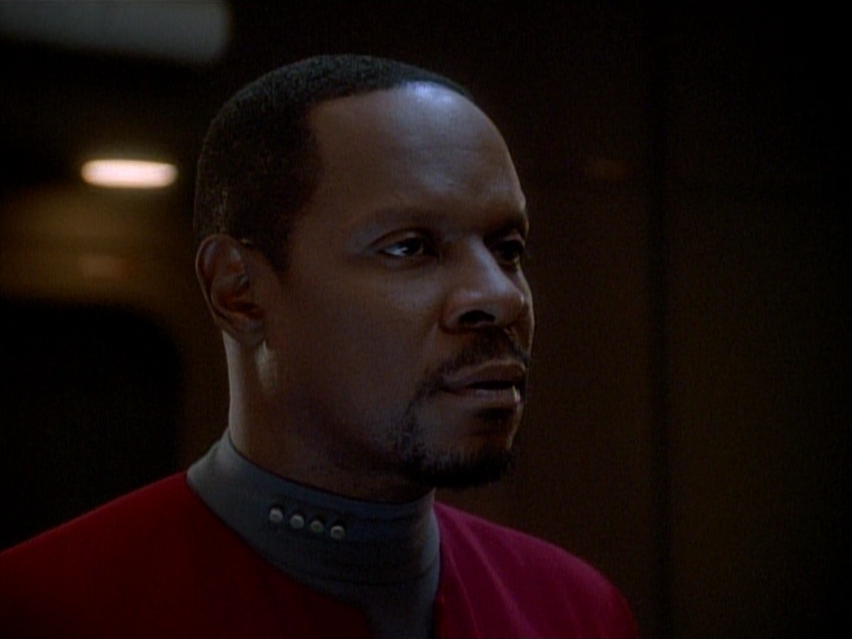 extant_StarTrek_DS9_3x26-TheAdversary_02925.jpg