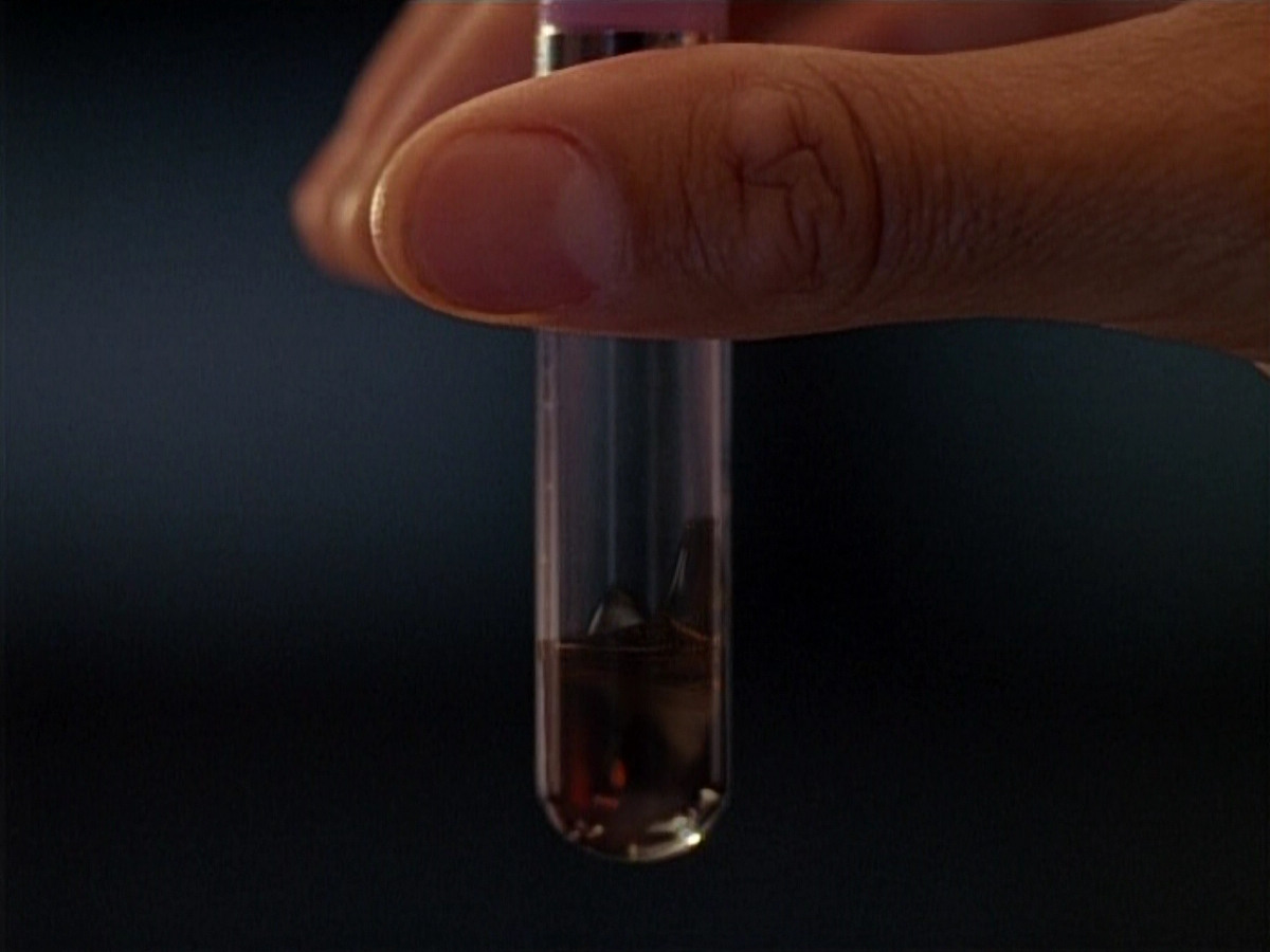 extant_StarTrek_DS9_3x26-TheAdversary_02928.jpg