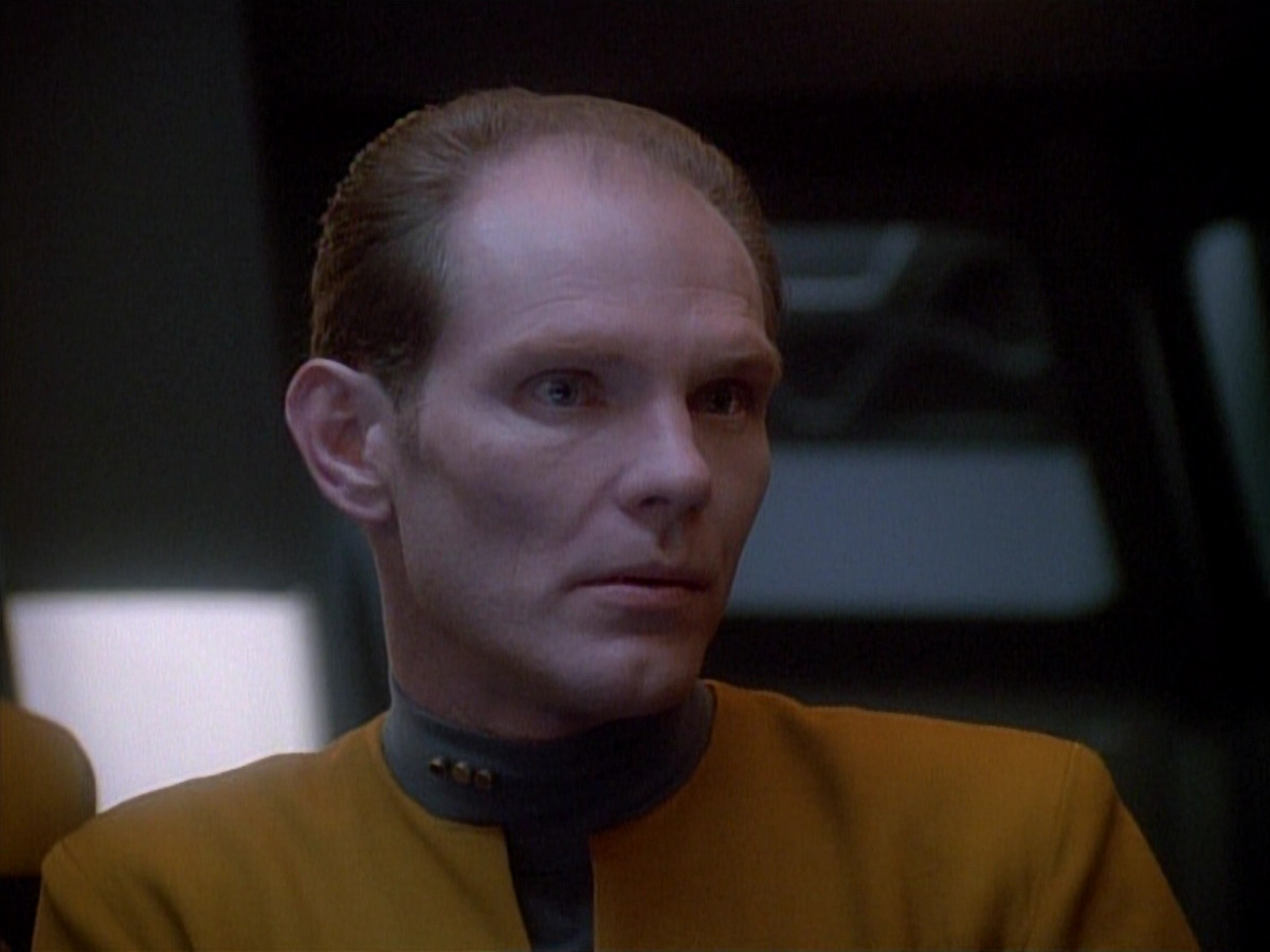 extant_StarTrek_DS9_3x26-TheAdversary_02941.jpg