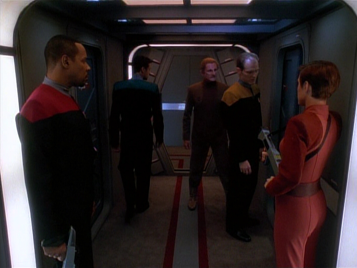 extant_StarTrek_DS9_3x26-TheAdversary_02968.jpg