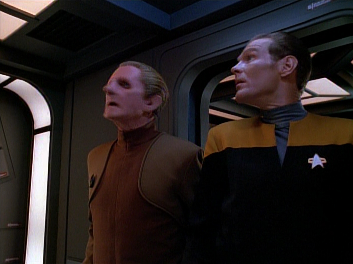 extant_StarTrek_DS9_3x26-TheAdversary_02994.jpg