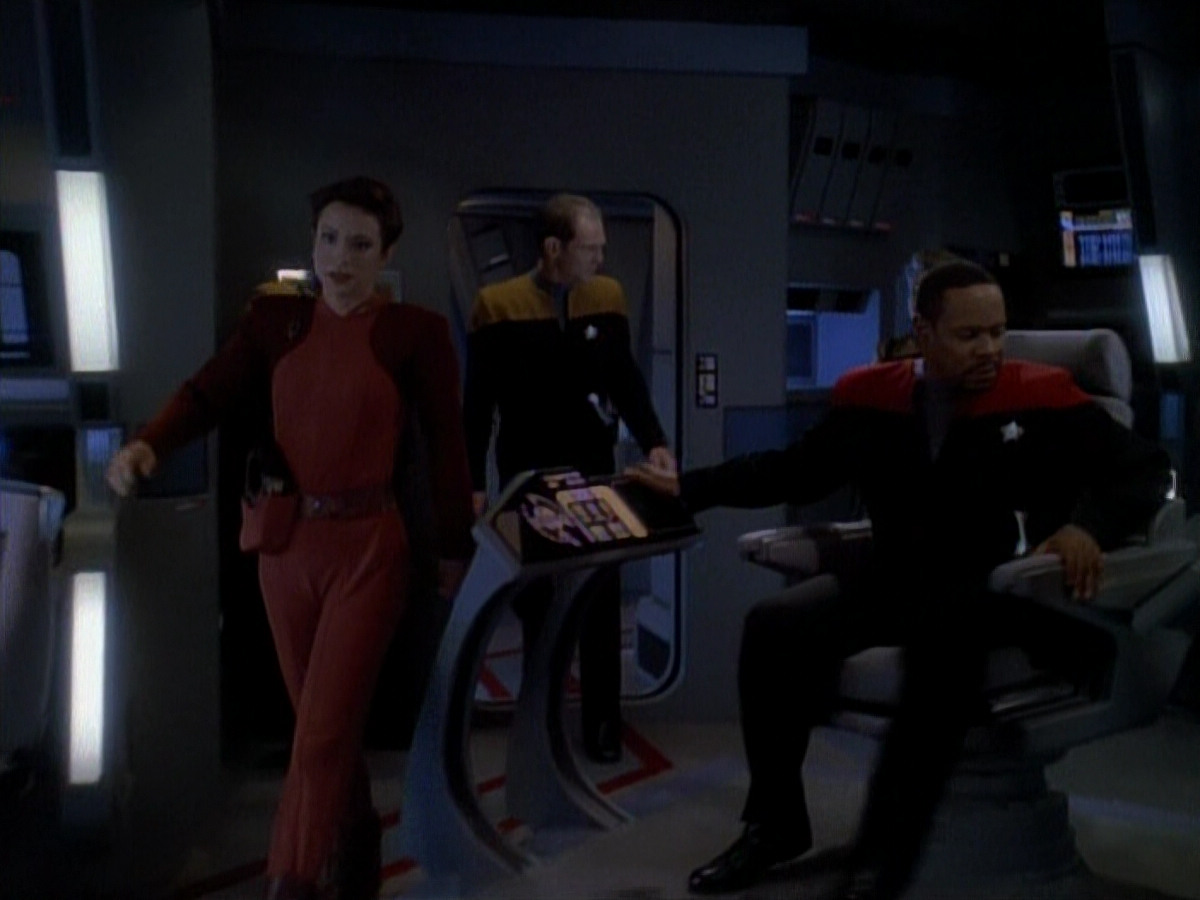 extant_StarTrek_DS9_3x26-TheAdversary_03030.jpg
