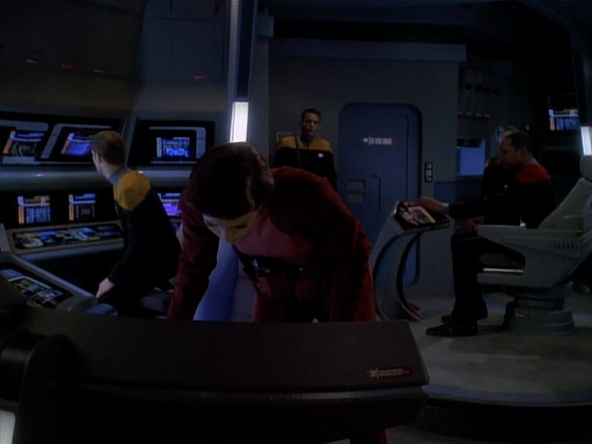 extant_StarTrek_DS9_3x26-TheAdversary_03034.jpg