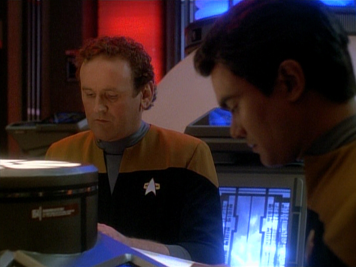extant_StarTrek_DS9_3x26-TheAdversary_03249.jpg
