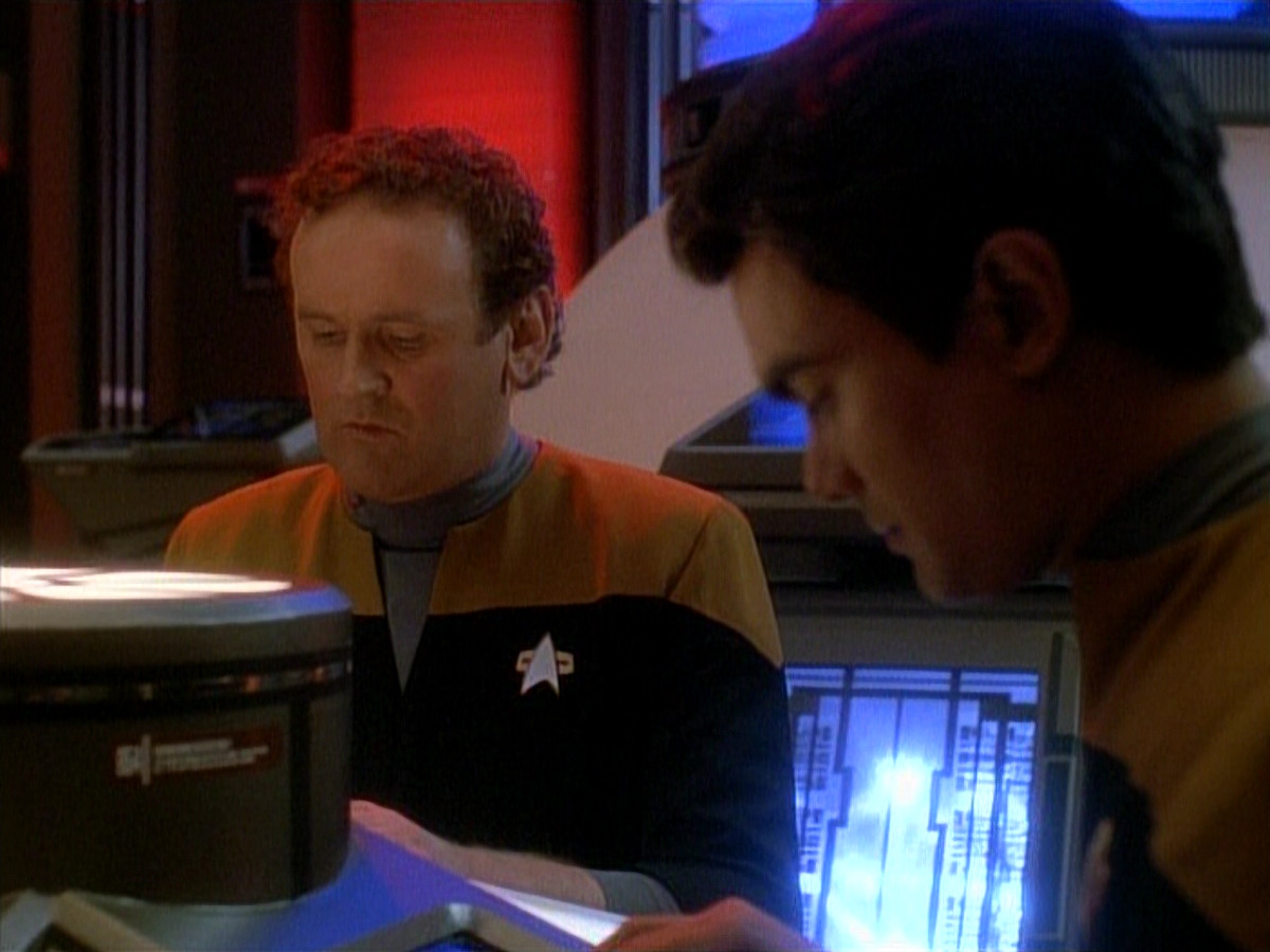 extant_StarTrek_DS9_3x26-TheAdversary_03250.jpg