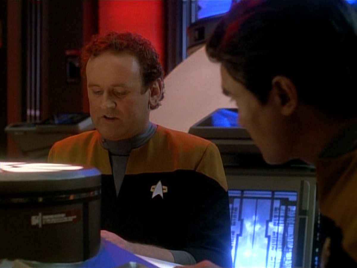 extant_StarTrek_DS9_3x26-TheAdversary_03263.jpg
