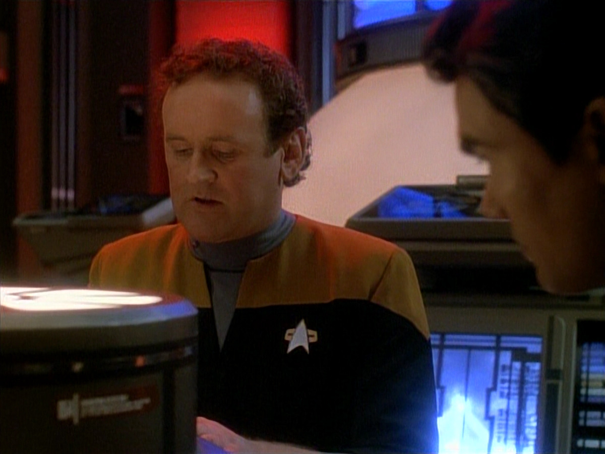extant_StarTrek_DS9_3x26-TheAdversary_03266.jpg
