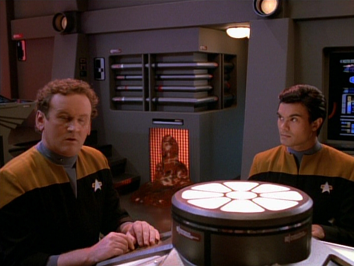 extant_StarTrek_DS9_3x26-TheAdversary_03298.jpg