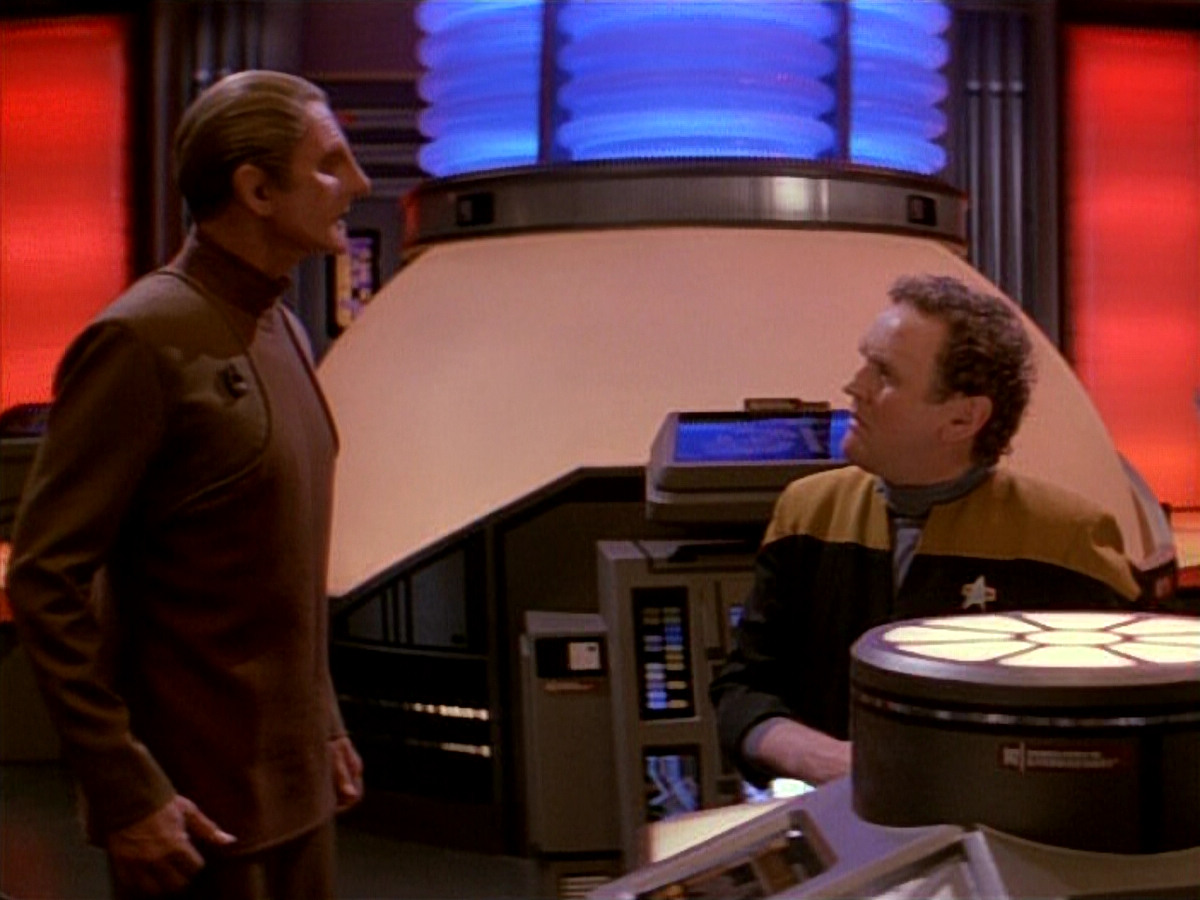 extant_StarTrek_DS9_3x26-TheAdversary_03329.jpg