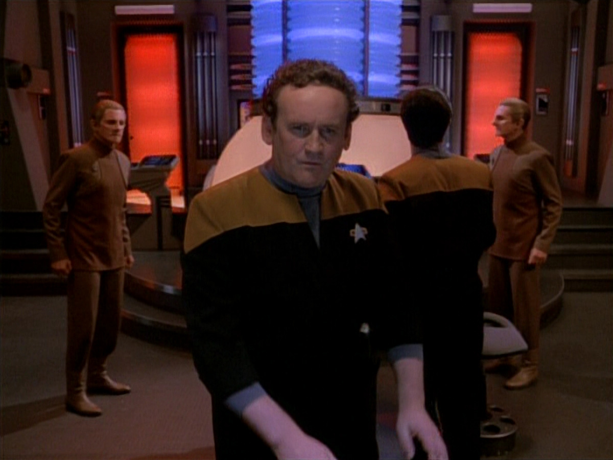 extant_StarTrek_DS9_3x26-TheAdversary_03355.jpg