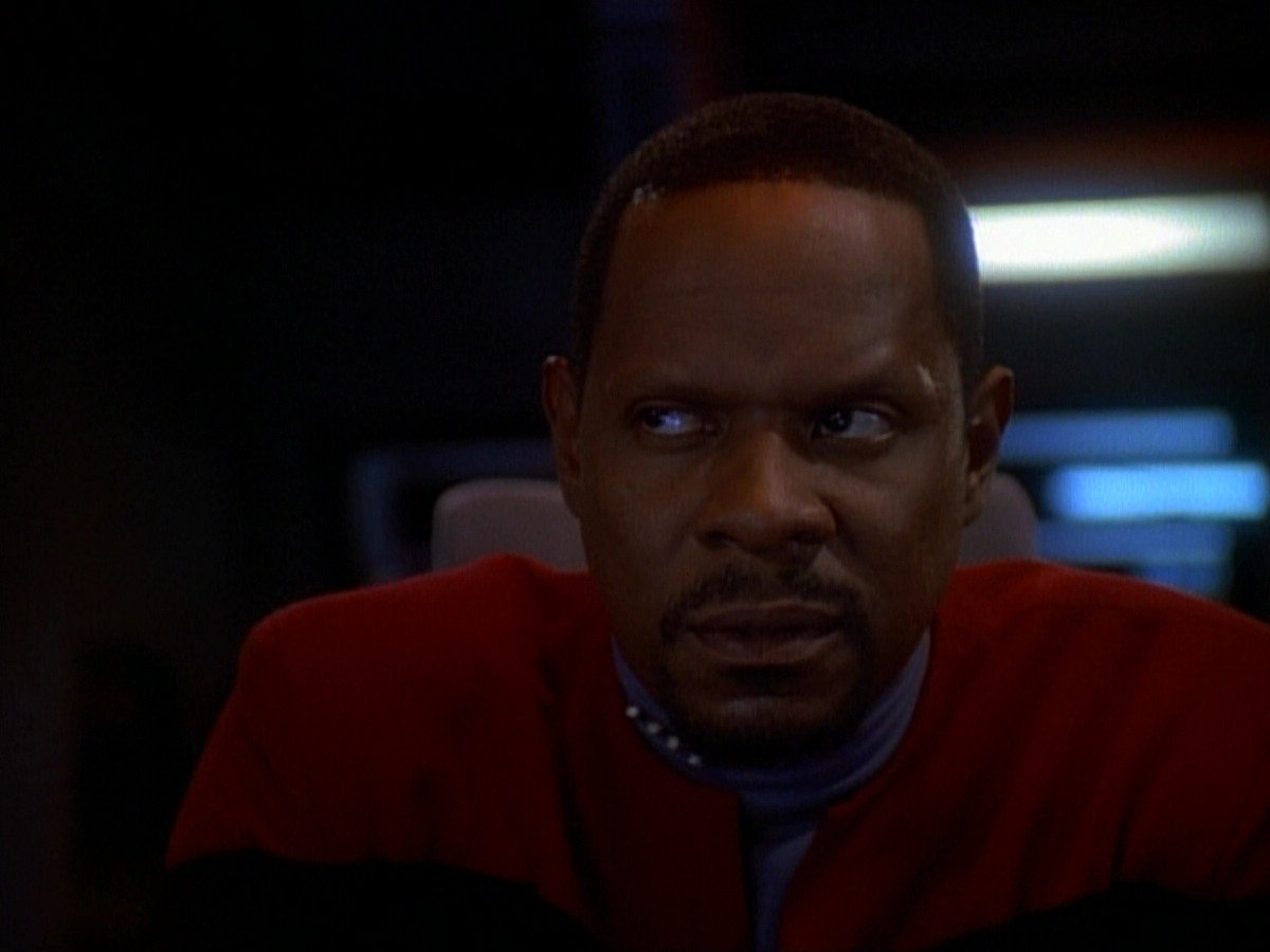 extant_StarTrek_DS9_3x26-TheAdversary_03382.jpg