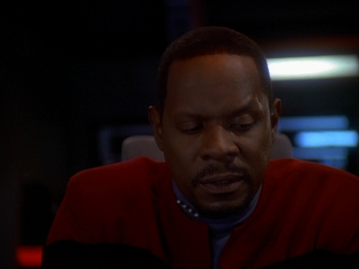 extant_StarTrek_DS9_3x26-TheAdversary_03385.jpg