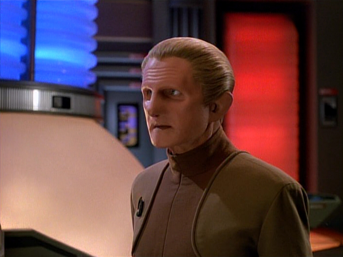 extant_StarTrek_DS9_3x26-TheAdversary_03402.jpg