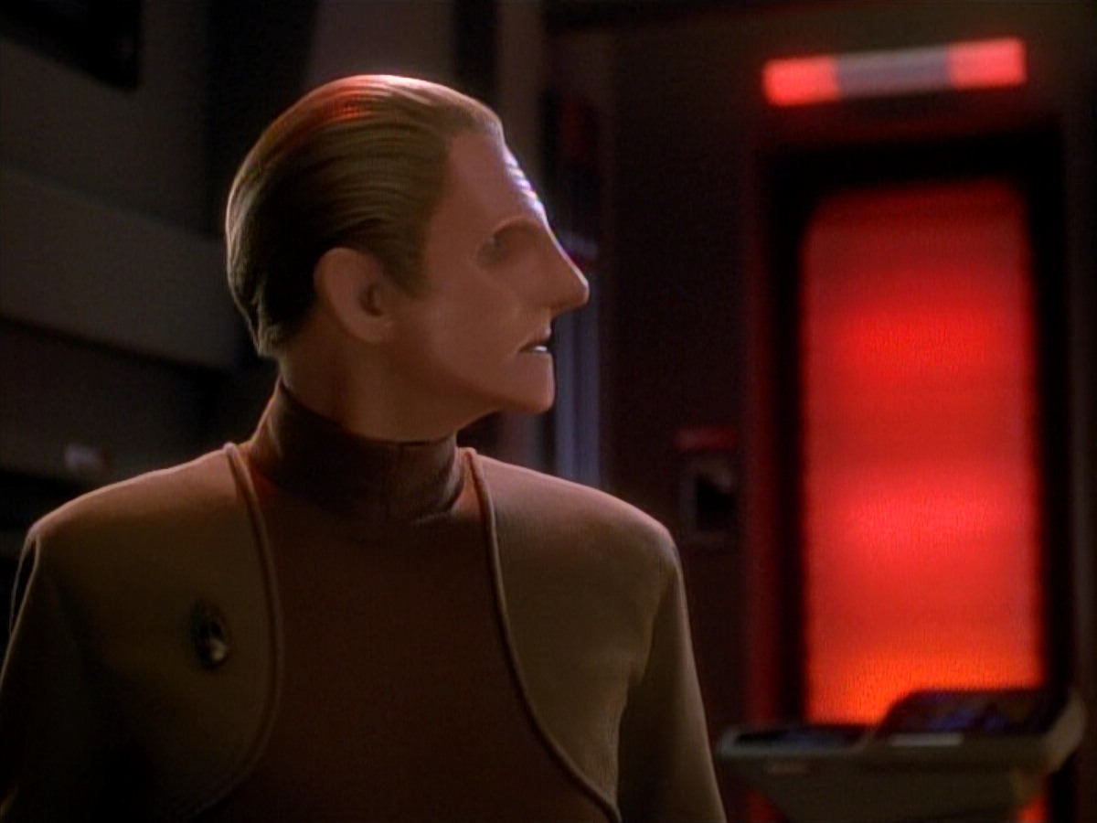 extant_StarTrek_DS9_3x26-TheAdversary_03409.jpg