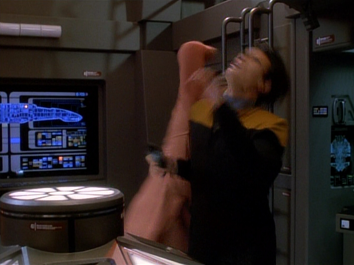 extant_StarTrek_DS9_3x26-TheAdversary_03425.jpg