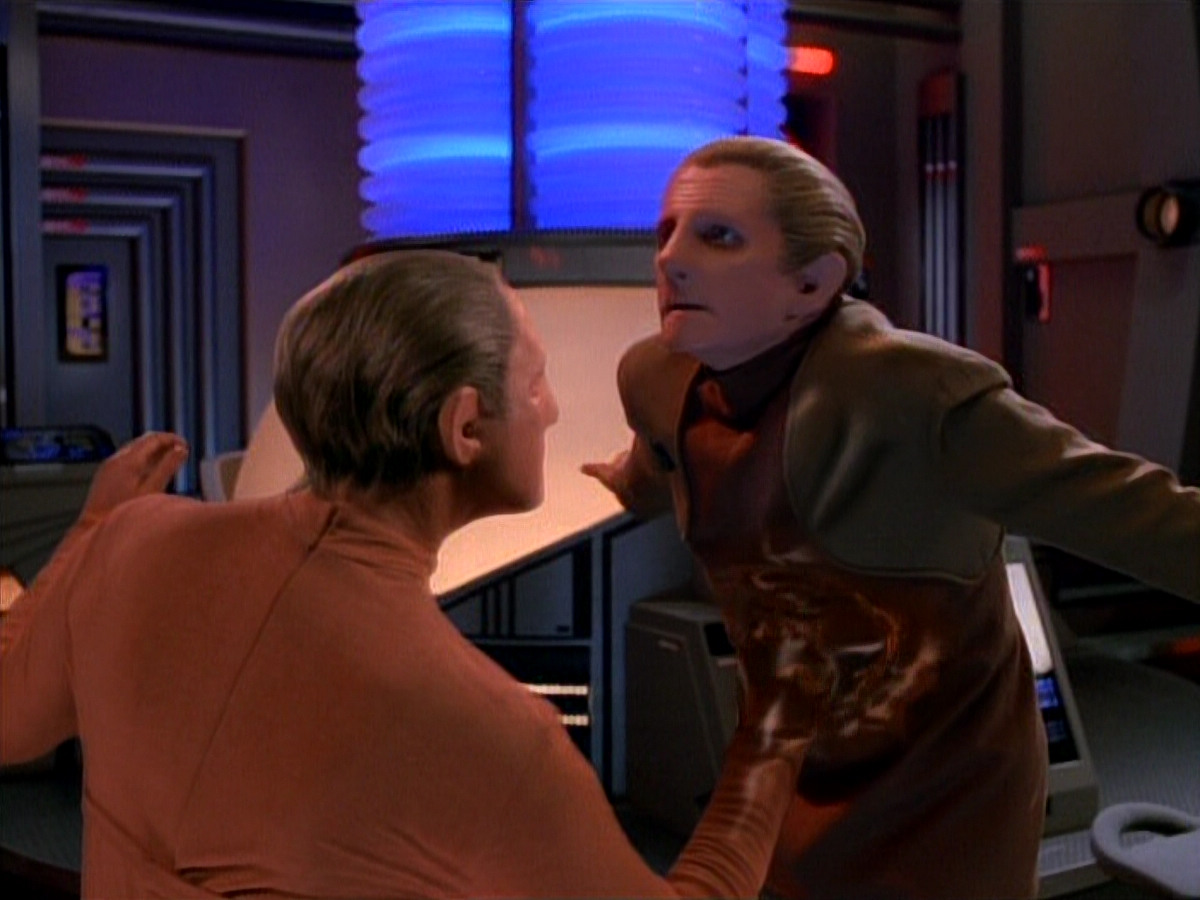 extant_StarTrek_DS9_3x26-TheAdversary_03436.jpg