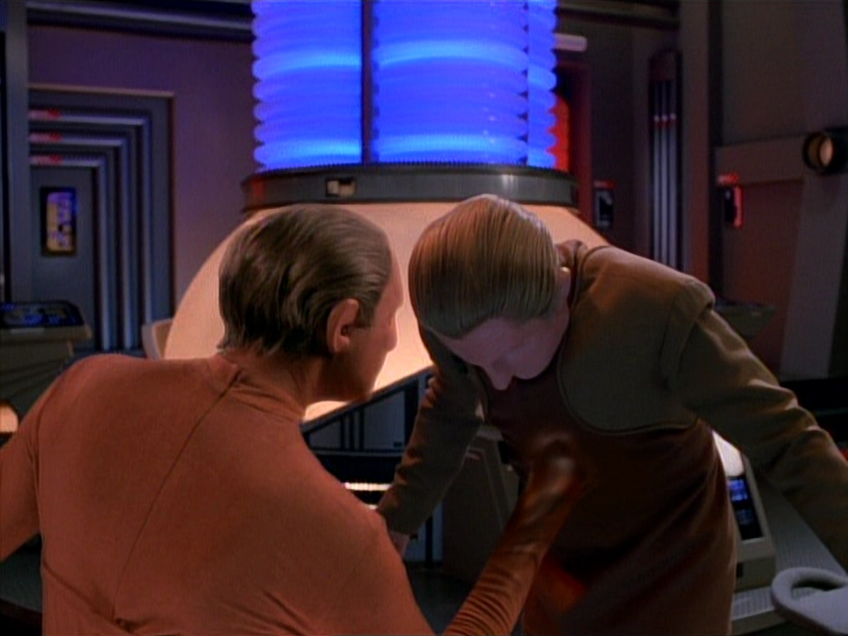 extant_StarTrek_DS9_3x26-TheAdversary_03441.jpg