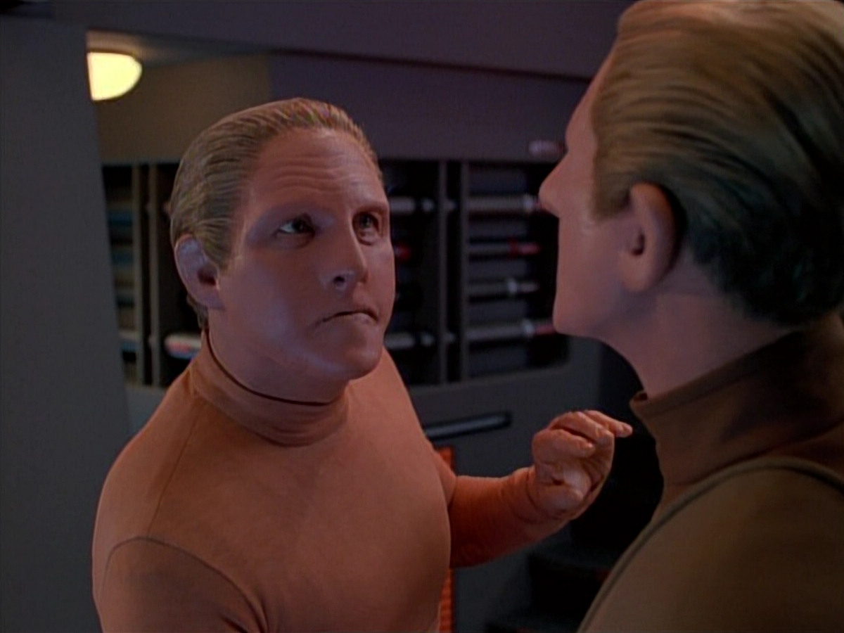 extant_StarTrek_DS9_3x26-TheAdversary_03447.jpg