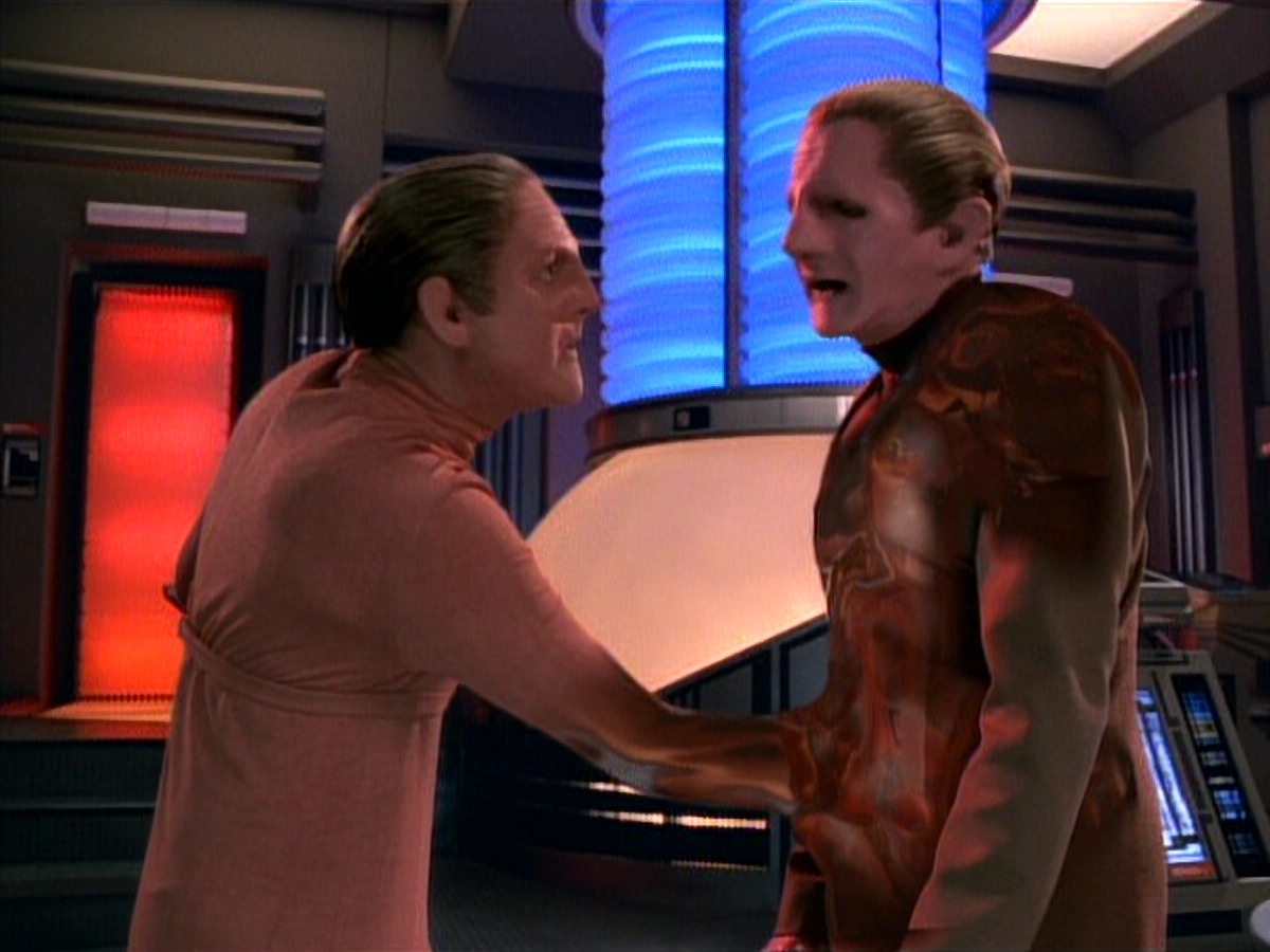 extant_StarTrek_DS9_3x26-TheAdversary_03469.jpg