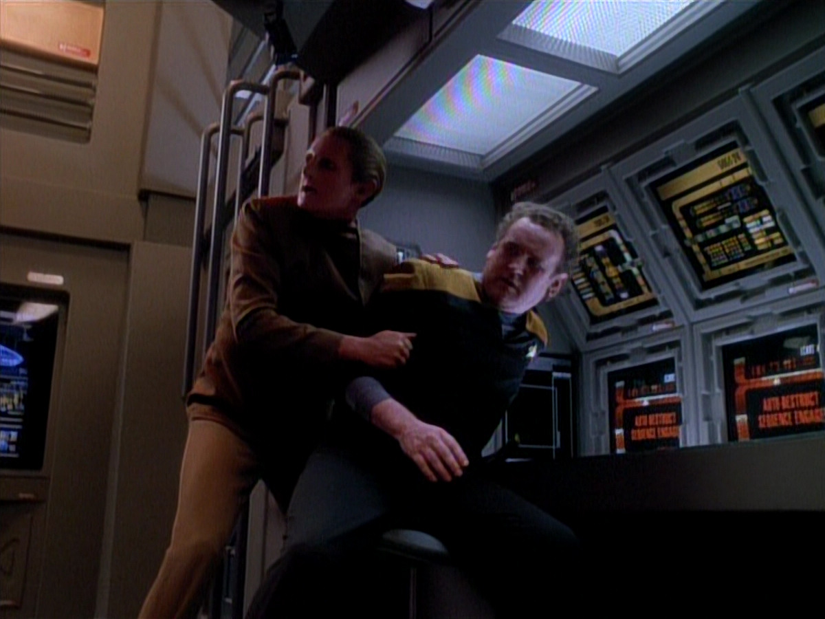 extant_StarTrek_DS9_3x26-TheAdversary_03522.jpg