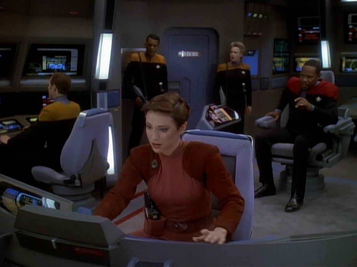extant_StarTrek_DS9_3x26-TheAdversary_03593.jpg
