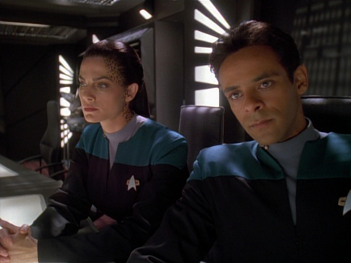 extant_StarTrek_DS9_3x26-TheAdversary_03658.jpg