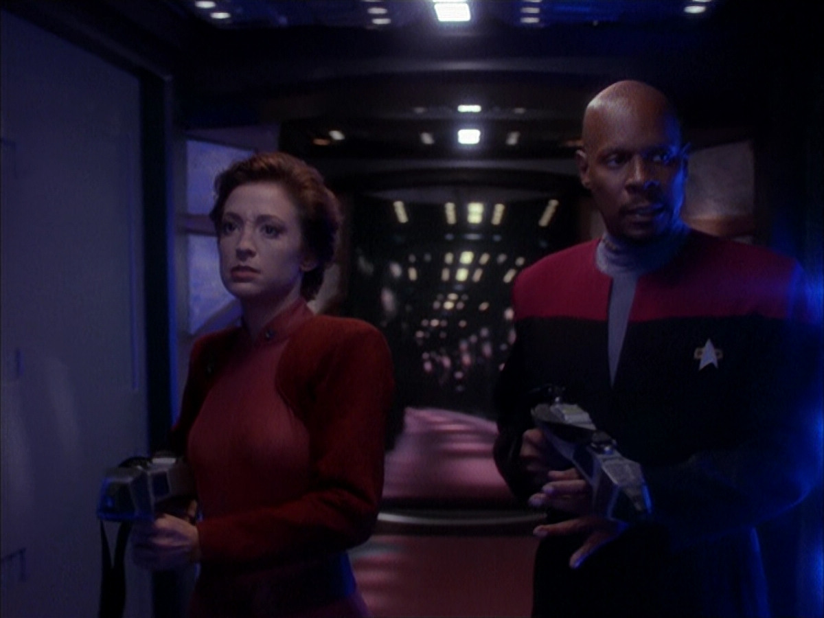 extant_StarTrek_DS9_4x01_4x02-TheWayOfTheWarrior_000015.jpg