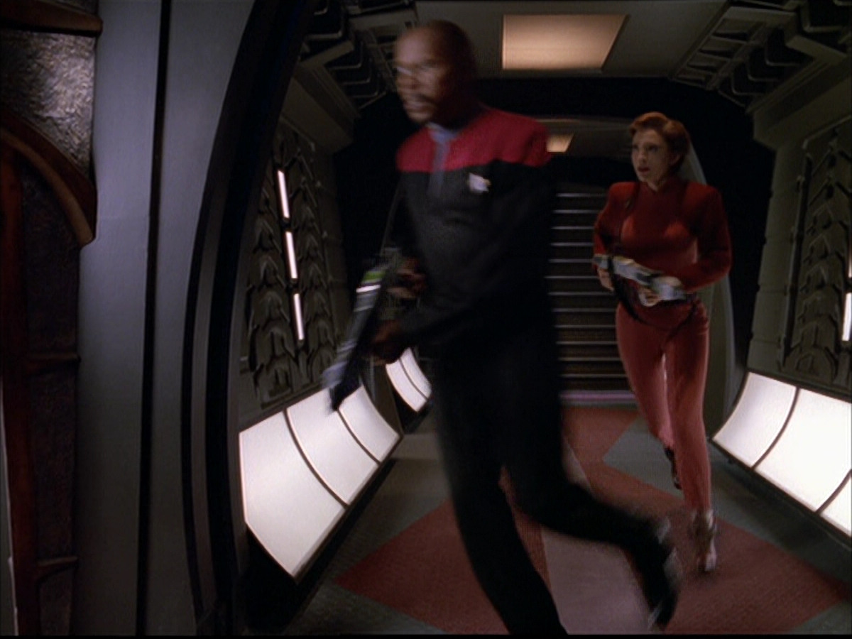 extant_StarTrek_DS9_4x01_4x02-TheWayOfTheWarrior_000085.jpg