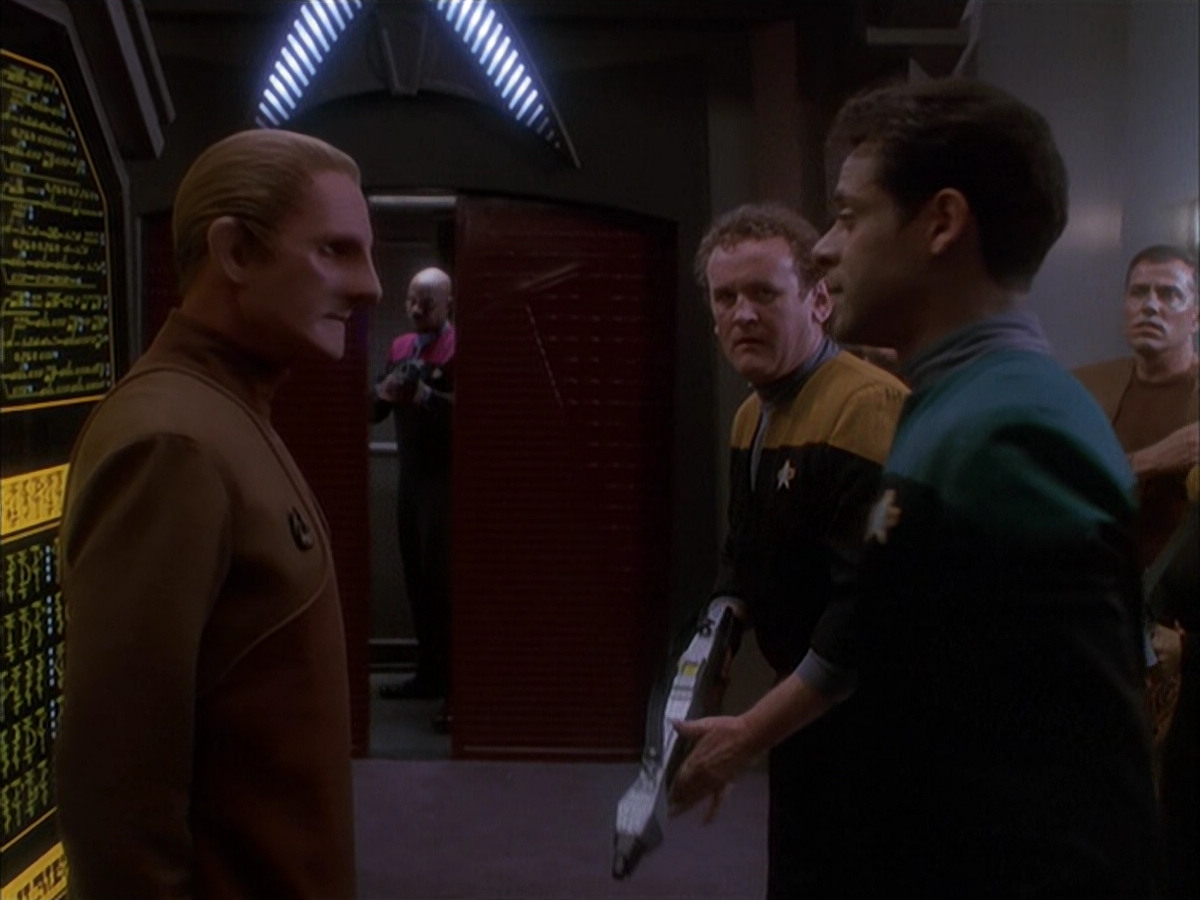 extant_StarTrek_DS9_4x01_4x02-TheWayOfTheWarrior_000129.jpg