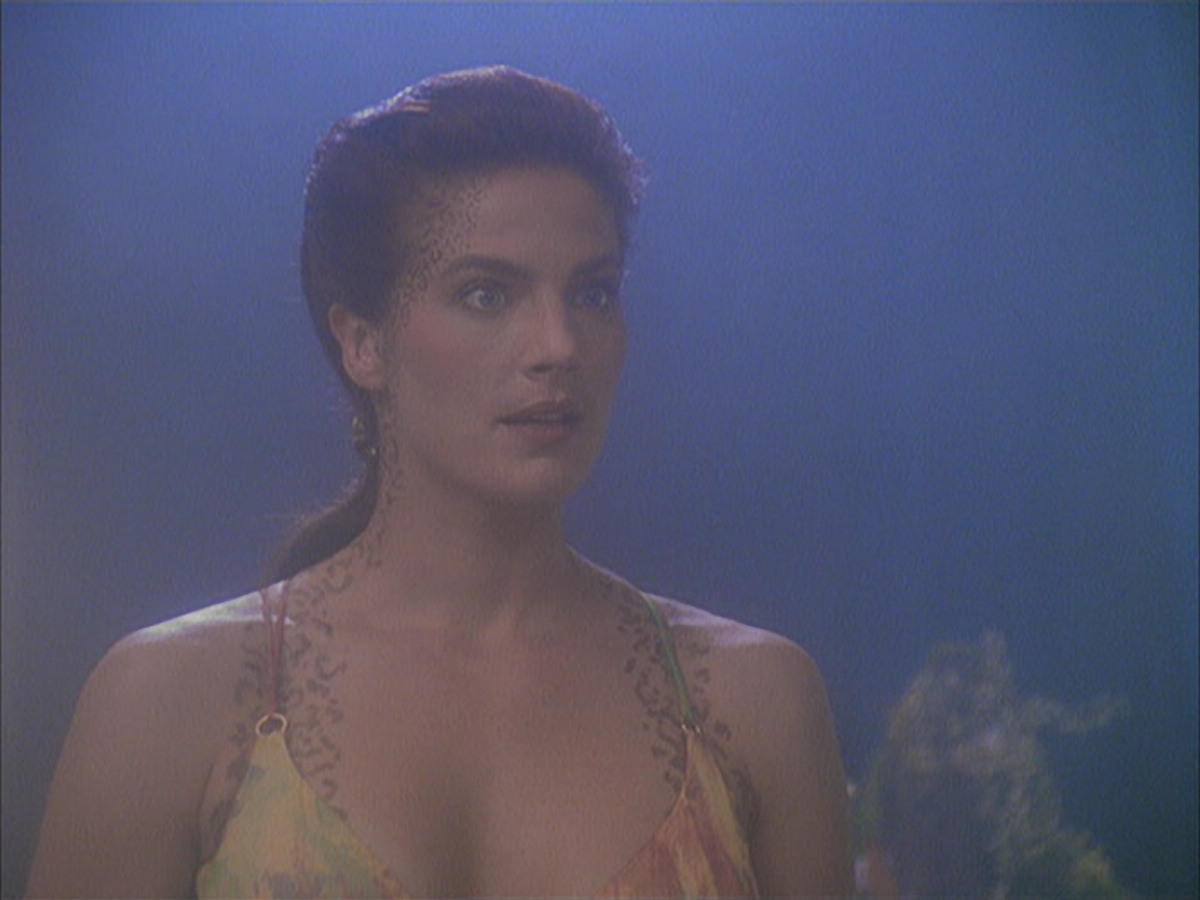 extant_StarTrek_DS9_4x01_4x02-TheWayOfTheWarrior_001046.jpg