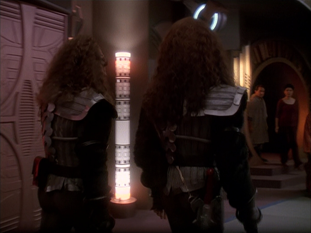 extant_StarTrek_DS9_4x01_4x02-TheWayOfTheWarrior_001230.jpg