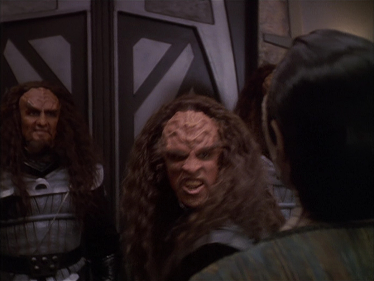 extant_StarTrek_DS9_4x01_4x02-TheWayOfTheWarrior_001475.jpg