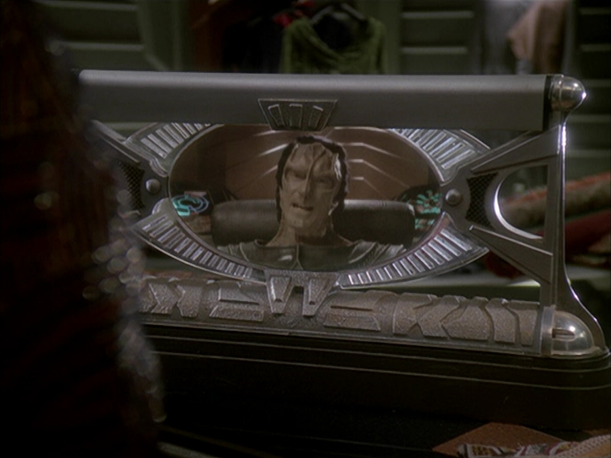 extant_StarTrek_DS9_4x01_4x02-TheWayOfTheWarrior_003869.jpg