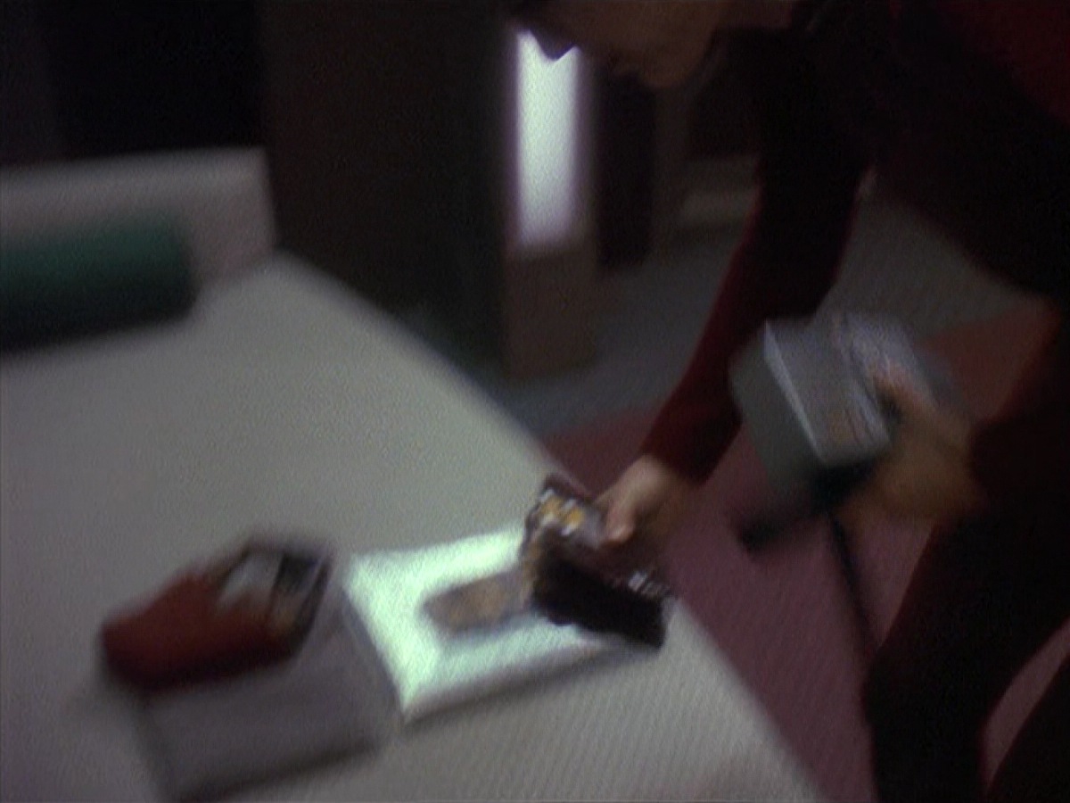 extant_StarTrek_DS9_4x05-Indiscretion_0454.jpg