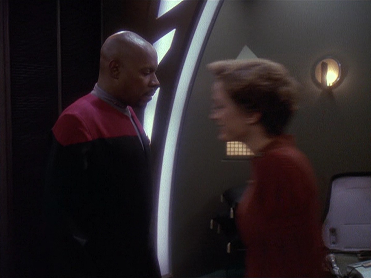 extant_StarTrek_DS9_4x05-Indiscretion_0463.jpg