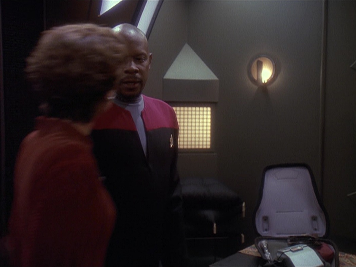 extant_StarTrek_DS9_4x05-Indiscretion_0469.jpg