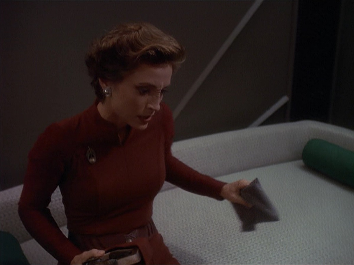 extant_StarTrek_DS9_4x05-Indiscretion_0564.jpg