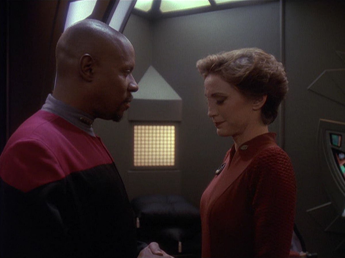 extant_StarTrek_DS9_4x05-Indiscretion_0587.jpg