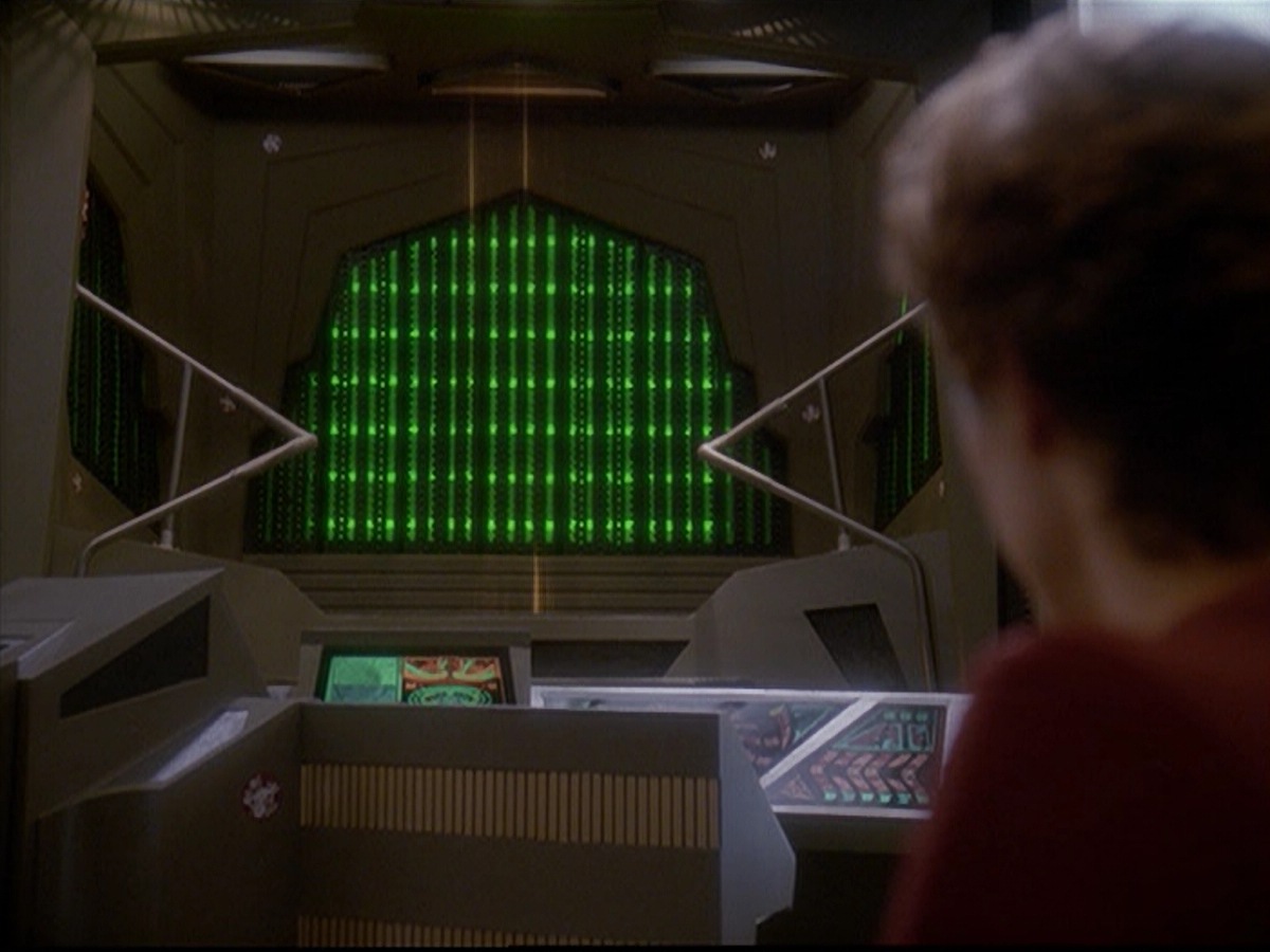 extant_StarTrek_DS9_4x05-Indiscretion_0769.jpg