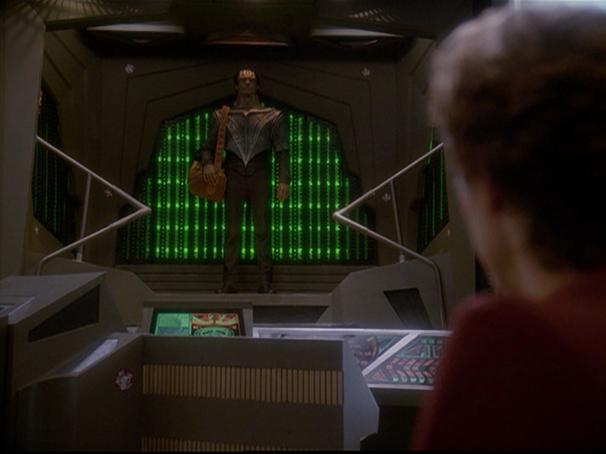 extant_StarTrek_DS9_4x05-Indiscretion_0775.jpg