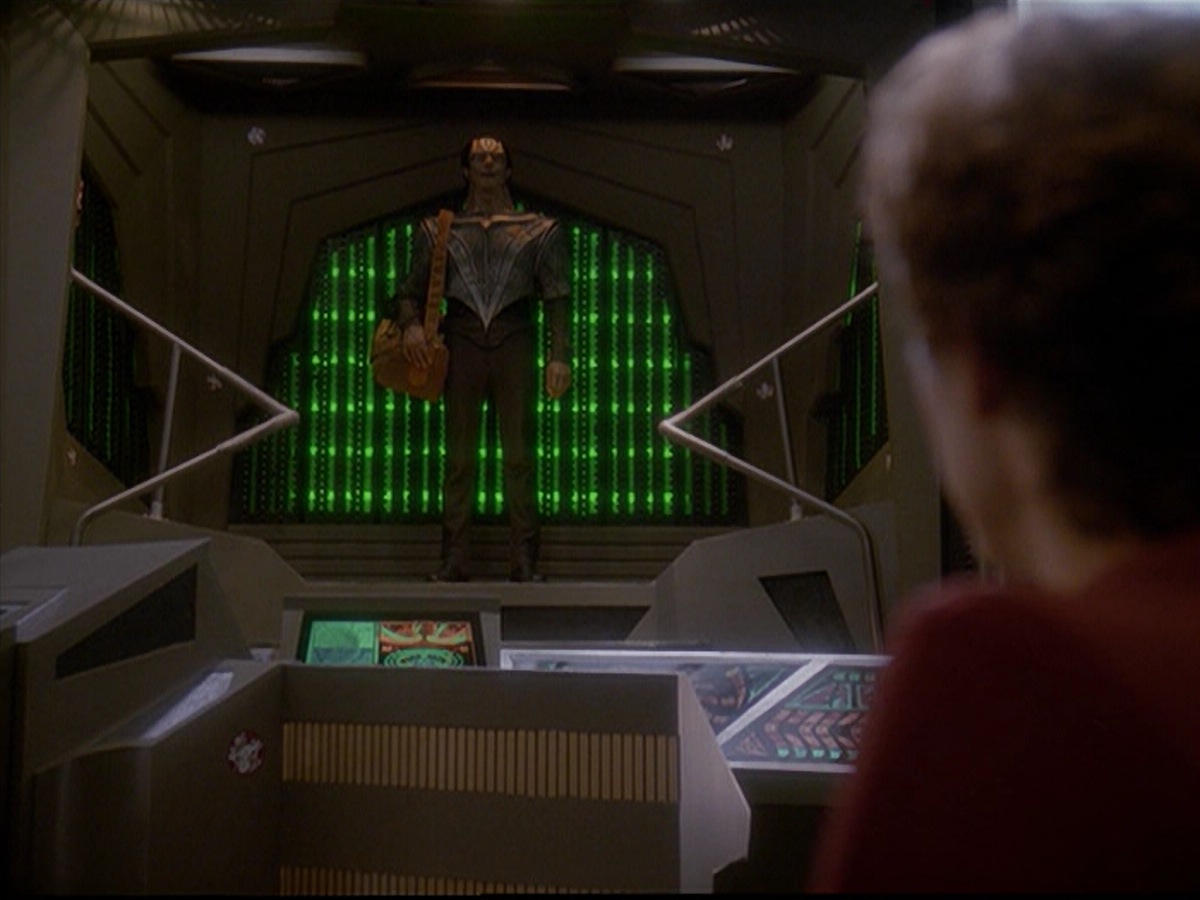 extant_StarTrek_DS9_4x05-Indiscretion_0776.jpg