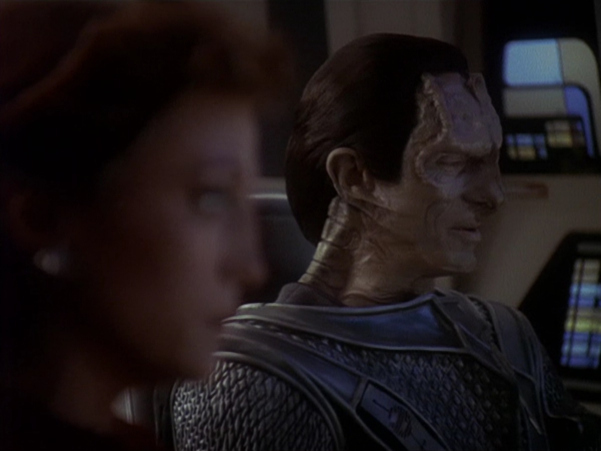extant_StarTrek_DS9_4x05-Indiscretion_0836.jpg