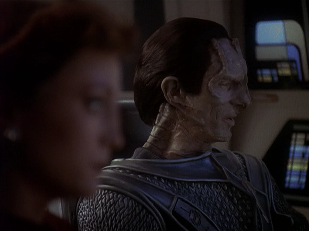 extant_StarTrek_DS9_4x05-Indiscretion_0837.jpg