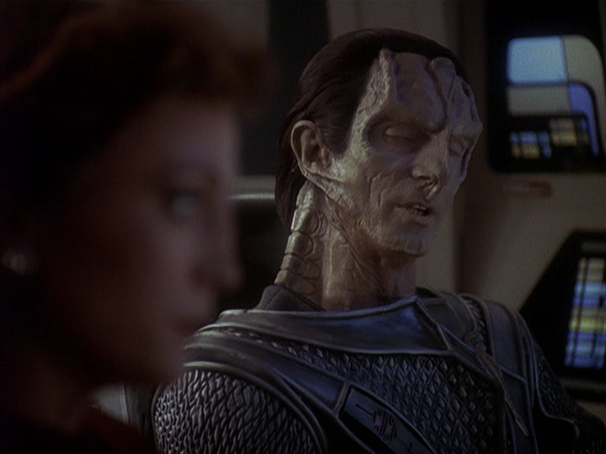 extant_StarTrek_DS9_4x05-Indiscretion_0841.jpg