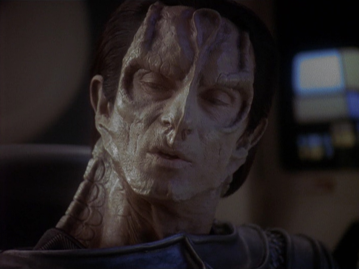 extant_StarTrek_DS9_4x05-Indiscretion_0873.jpg