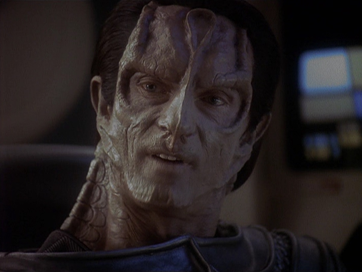 extant_StarTrek_DS9_4x05-Indiscretion_0877.jpg