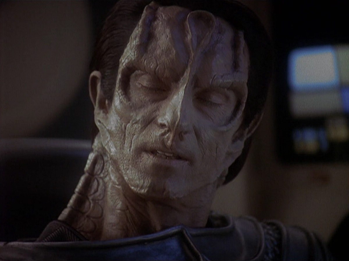 extant_StarTrek_DS9_4x05-Indiscretion_0879.jpg
