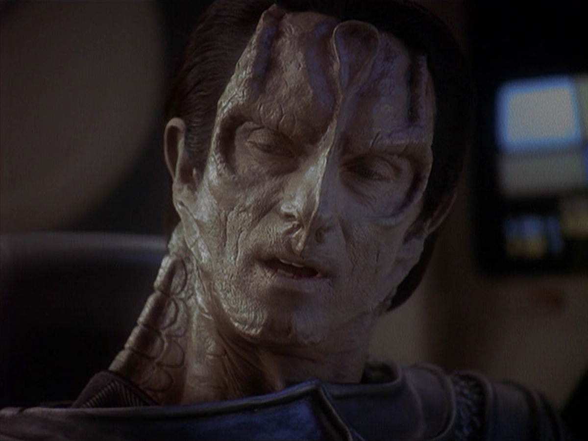 extant_StarTrek_DS9_4x05-Indiscretion_0882.jpg