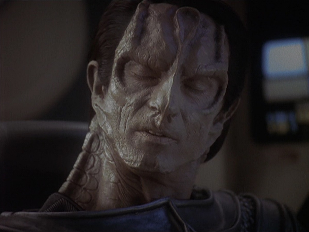extant_StarTrek_DS9_4x05-Indiscretion_0892.jpg